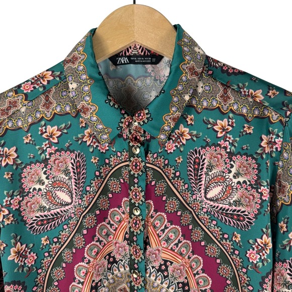 Zara Tops - Zara Paisley Medallion Scarf Print Blouse Womens XL Satin Button Down Green